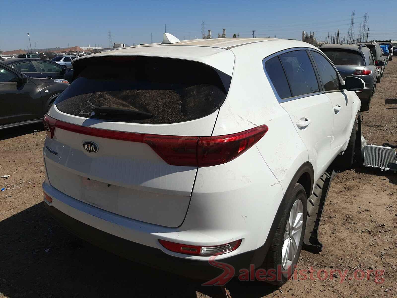 KNDPMCAC6J7468157 2018 KIA SPORTAGE