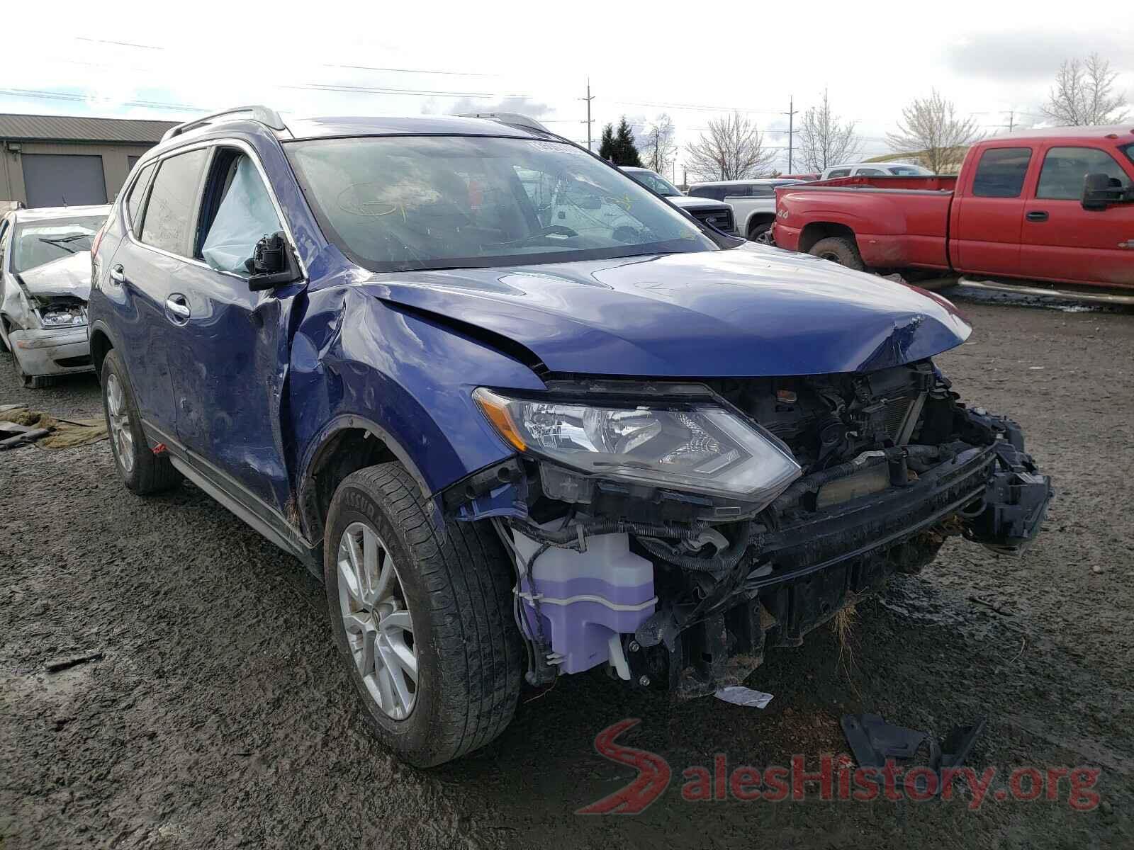 KNMAT2MV6JP558974 2018 NISSAN ROGUE