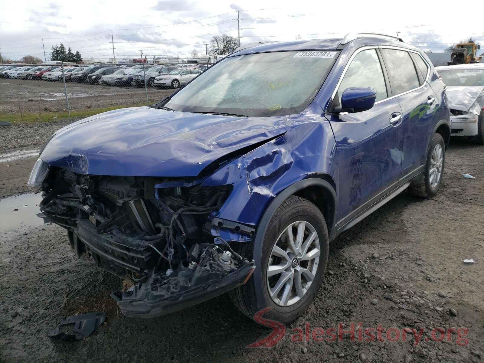 KNMAT2MV6JP558974 2018 NISSAN ROGUE