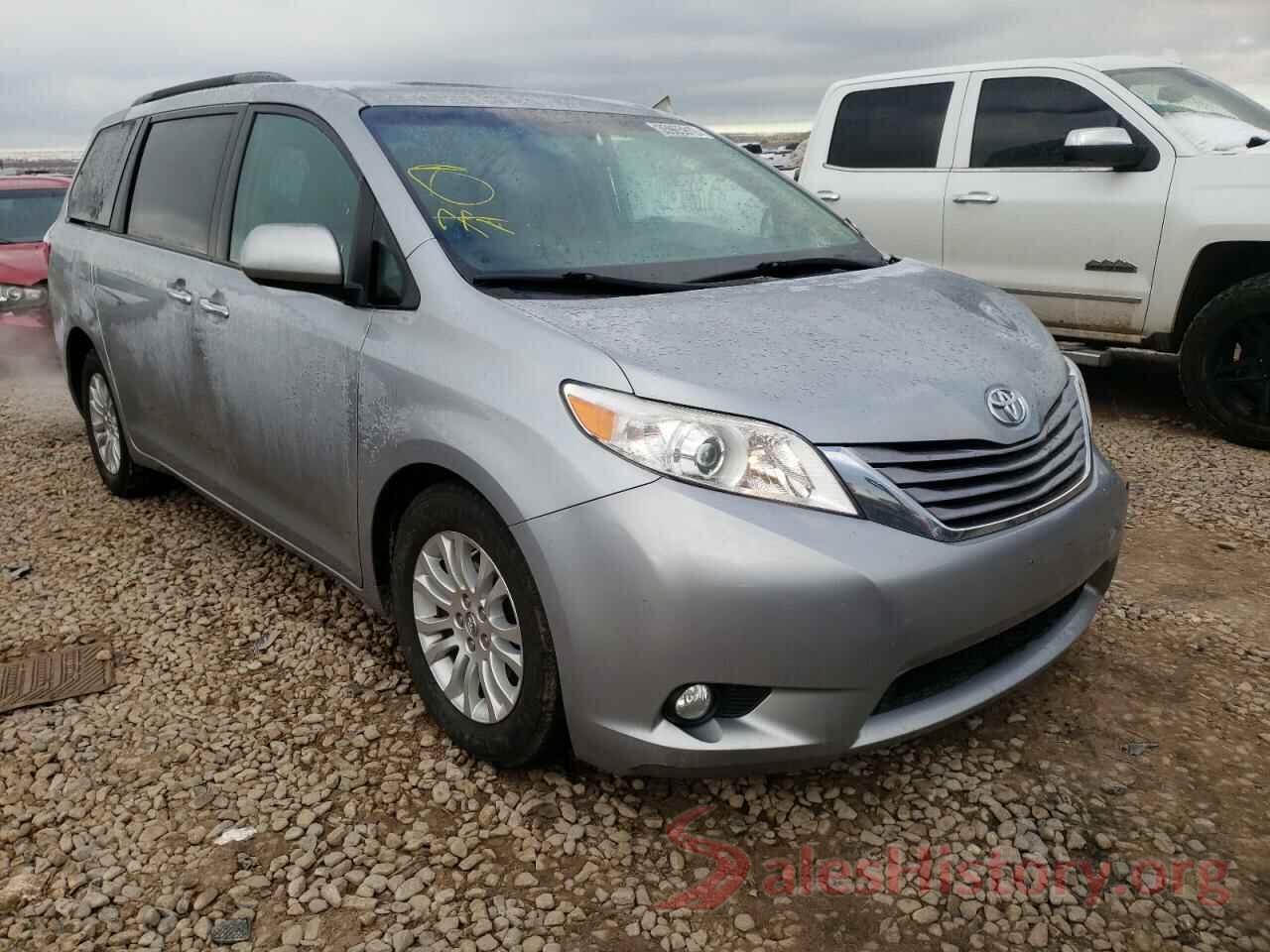 5TDYK3DC2GS713864 2016 TOYOTA SIENNA