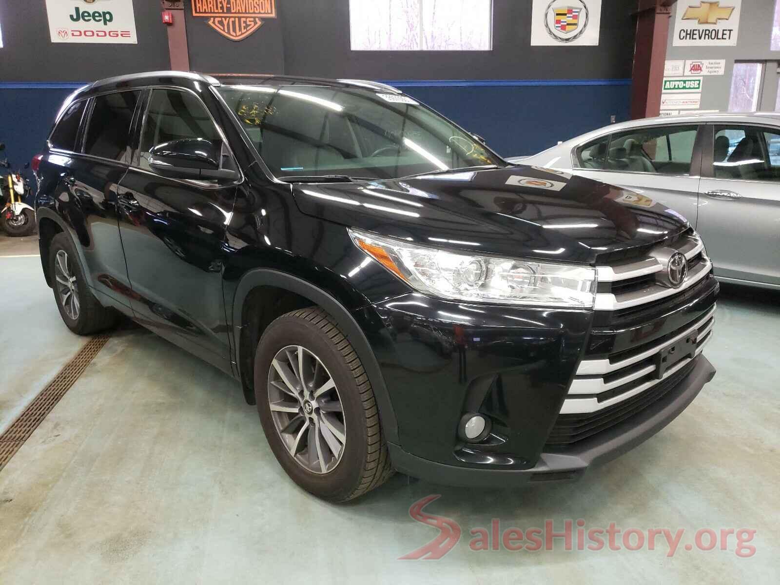 5TDJZRFH4HS391464 2017 TOYOTA HIGHLANDER