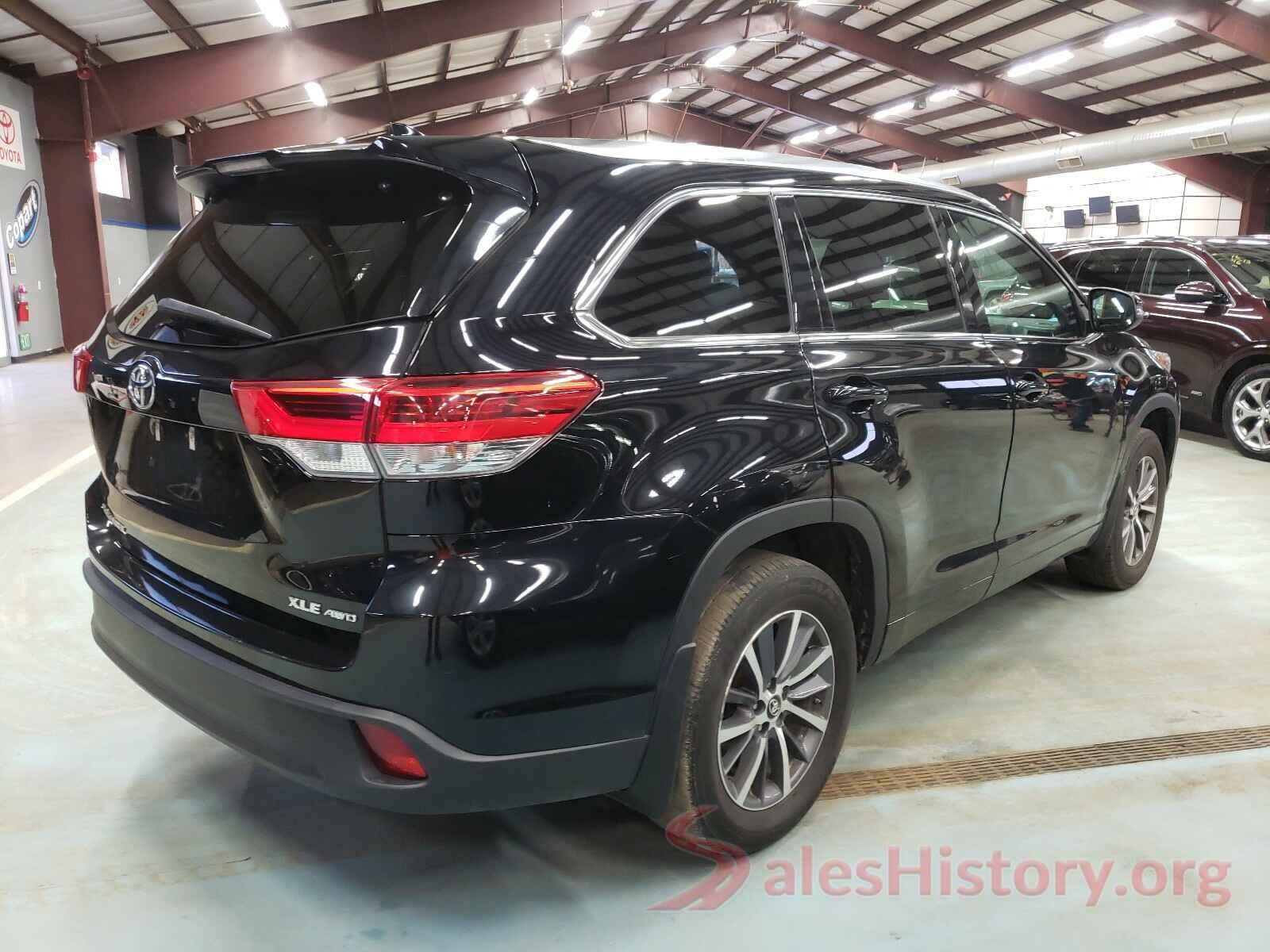 5TDJZRFH4HS391464 2017 TOYOTA HIGHLANDER