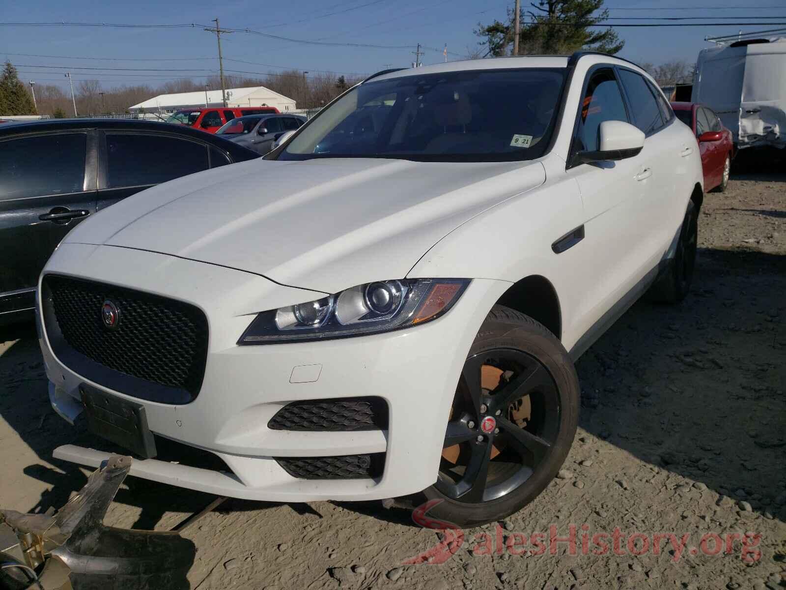 SADCJ2BV7HA075156 2017 JAGUAR F-PACE