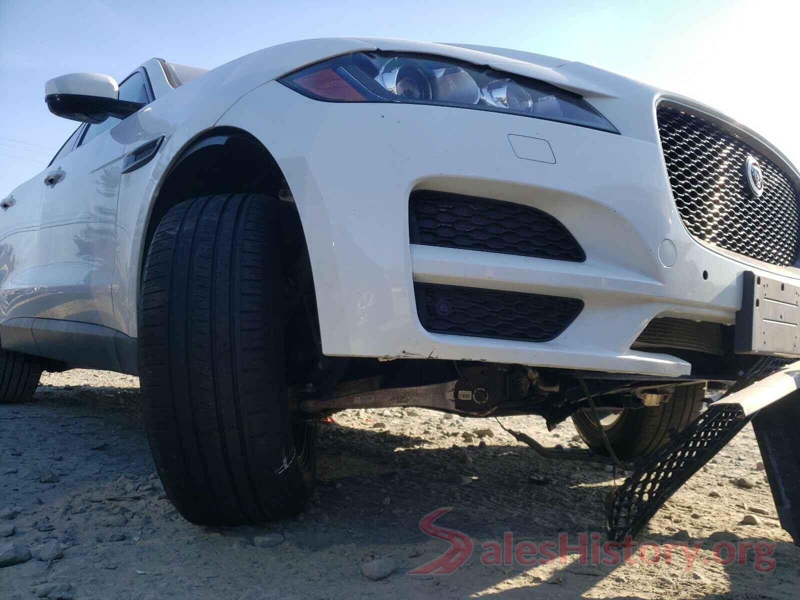 SADCJ2BV7HA075156 2017 JAGUAR F-PACE