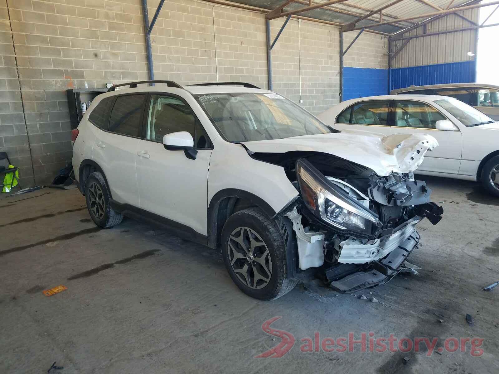 JF2SKAGC3KH446996 2019 SUBARU FORESTER