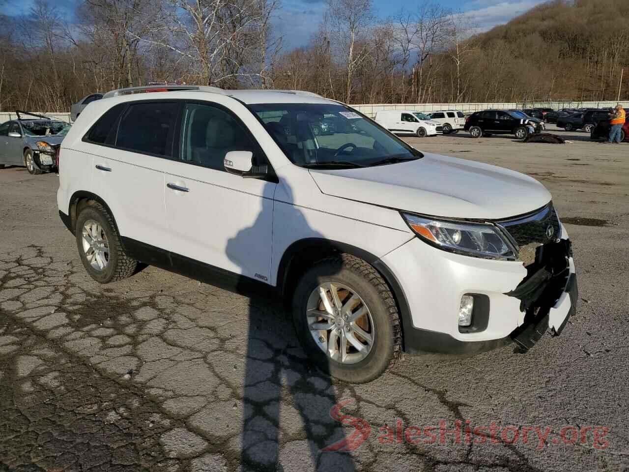 5XYKTCA62FG592167 2015 KIA SORENTO