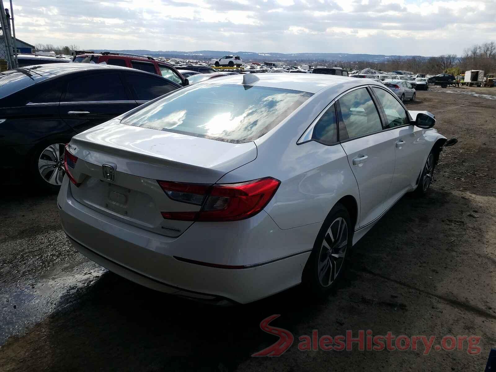 1HGCV3F55JA009213 2018 HONDA ACCORD