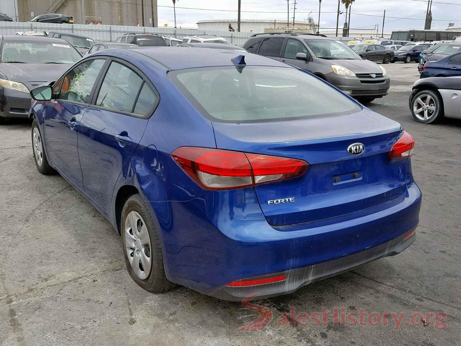 3KPFK4A77HE063946 2017 KIA FORTE