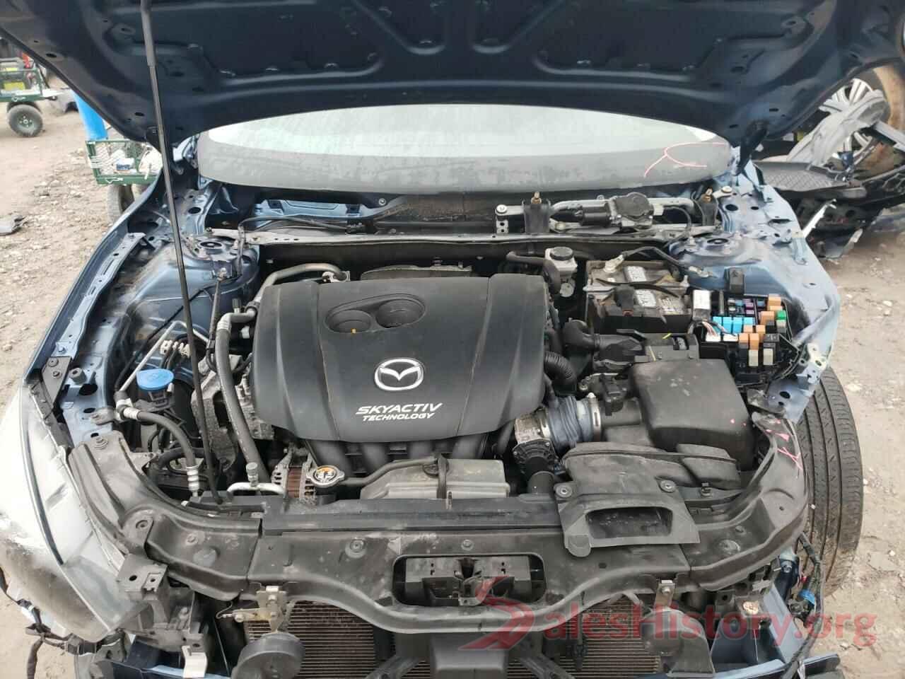 3MZBN1U73JM159923 2018 MAZDA 3