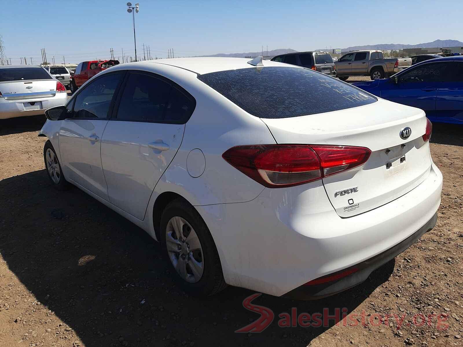 3KPFK4A79HE084040 2017 KIA FORTE