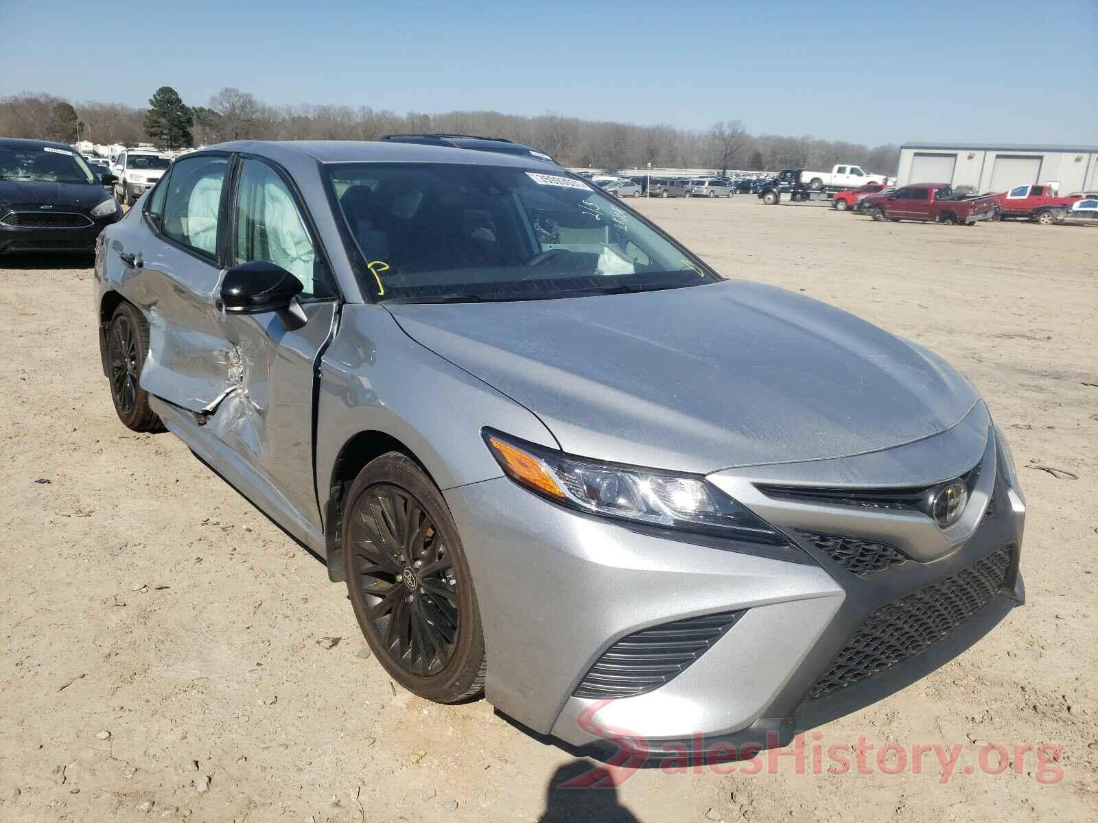 4T1G11AKXLU381236 2020 TOYOTA CAMRY