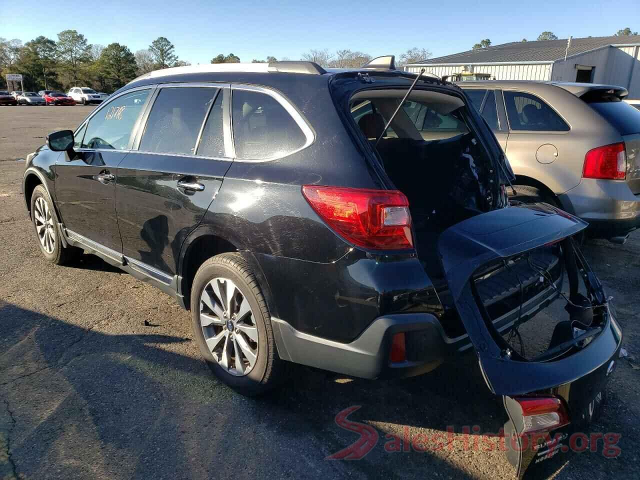 4S4BSATC0J3265026 2018 SUBARU OUTBACK