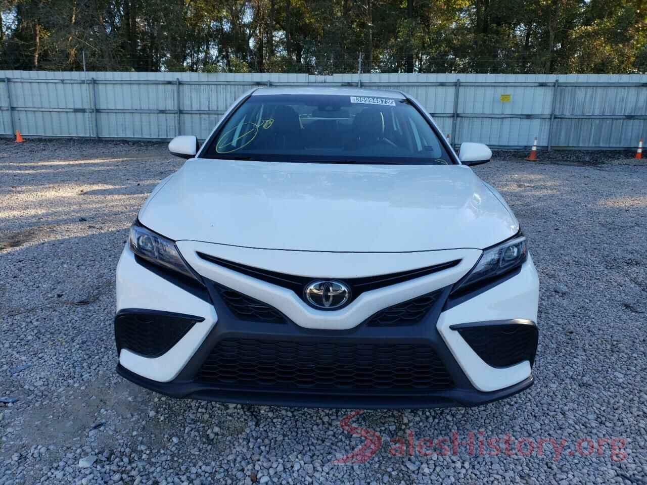 4T1G11AK5MU610469 2021 TOYOTA CAMRY