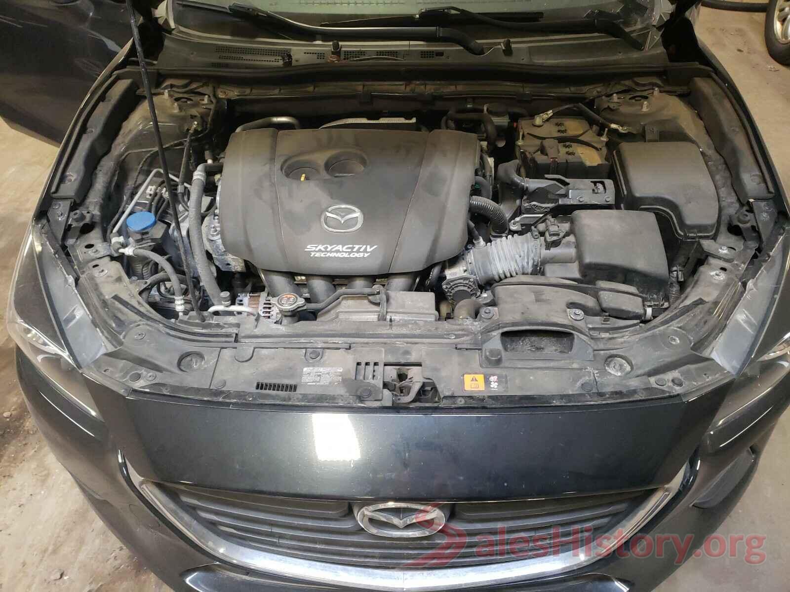 JM1BN1L3XH1151701 2017 MAZDA 3