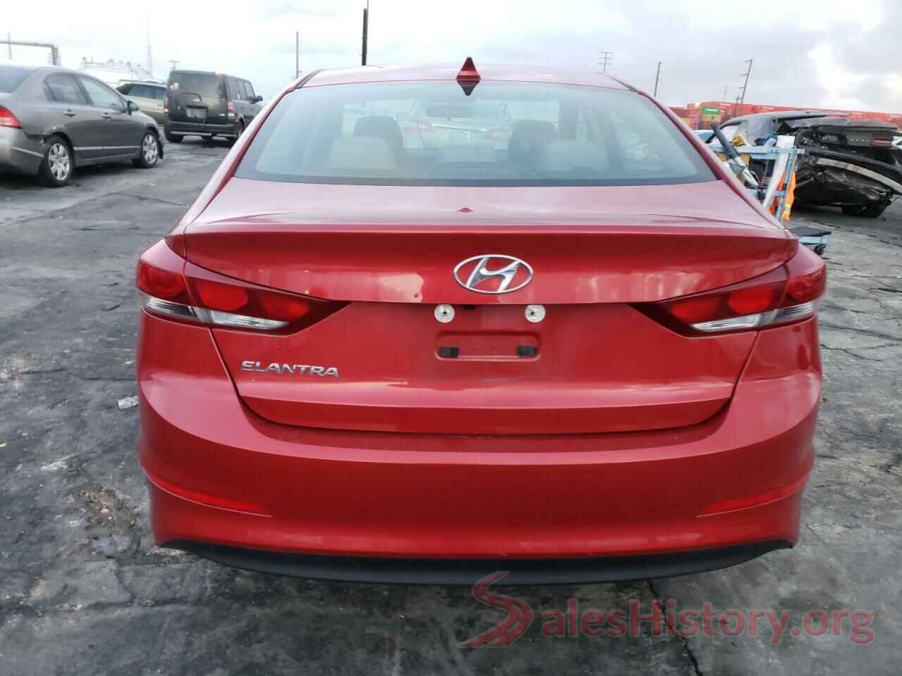 5NPD84LF4JH335929 2018 HYUNDAI ELANTRA