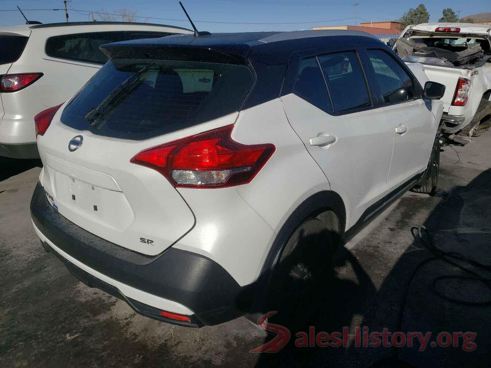 3N1CP5CUXKL499404 2019 NISSAN KICKS