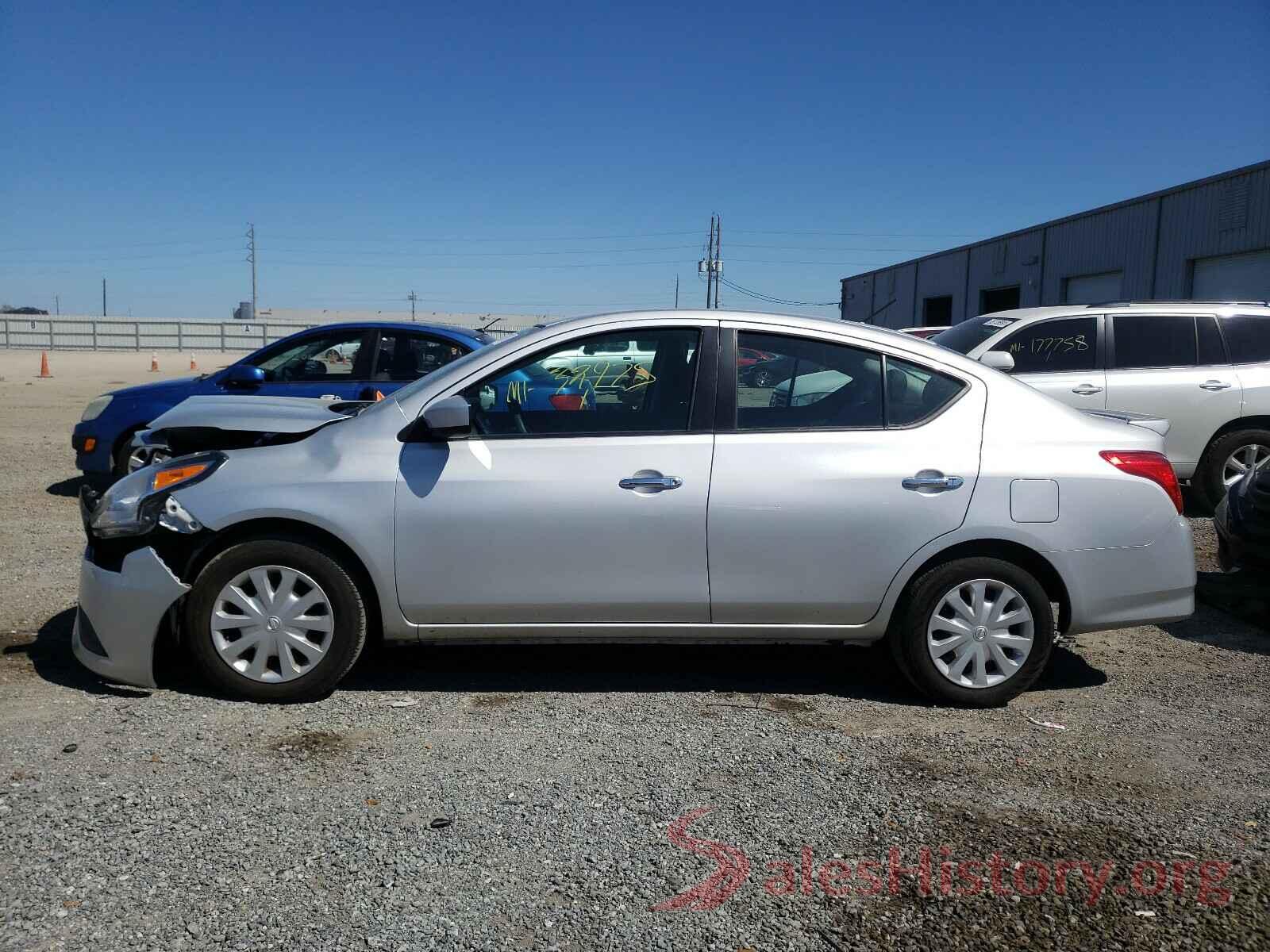 3N1CN7AP1KL817358 2019 NISSAN VERSA