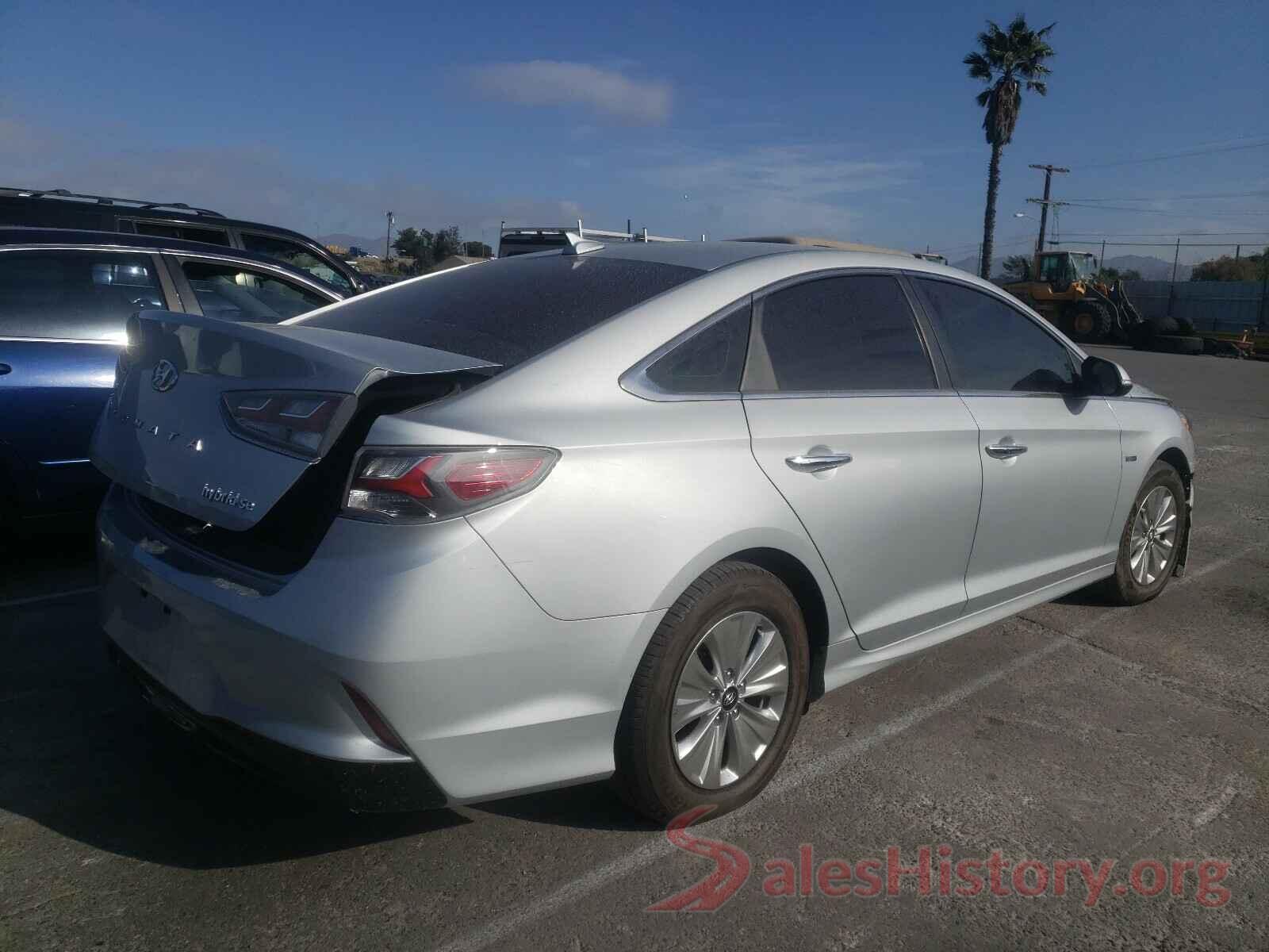 KMHE24L3XKA090974 2019 HYUNDAI SONATA