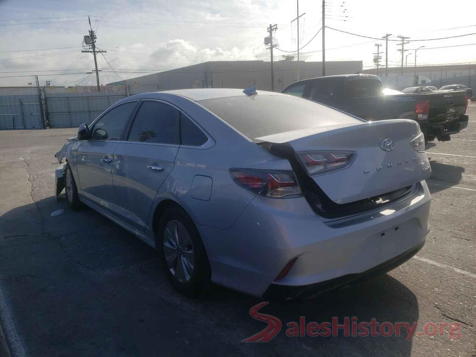 KMHE24L3XKA090974 2019 HYUNDAI SONATA