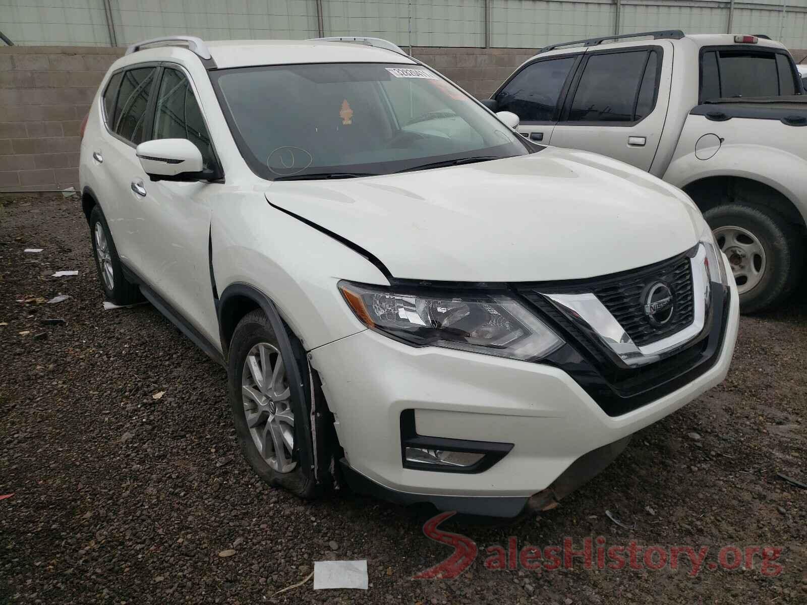 KNMAT2MT1JP577513 2018 NISSAN ROGUE