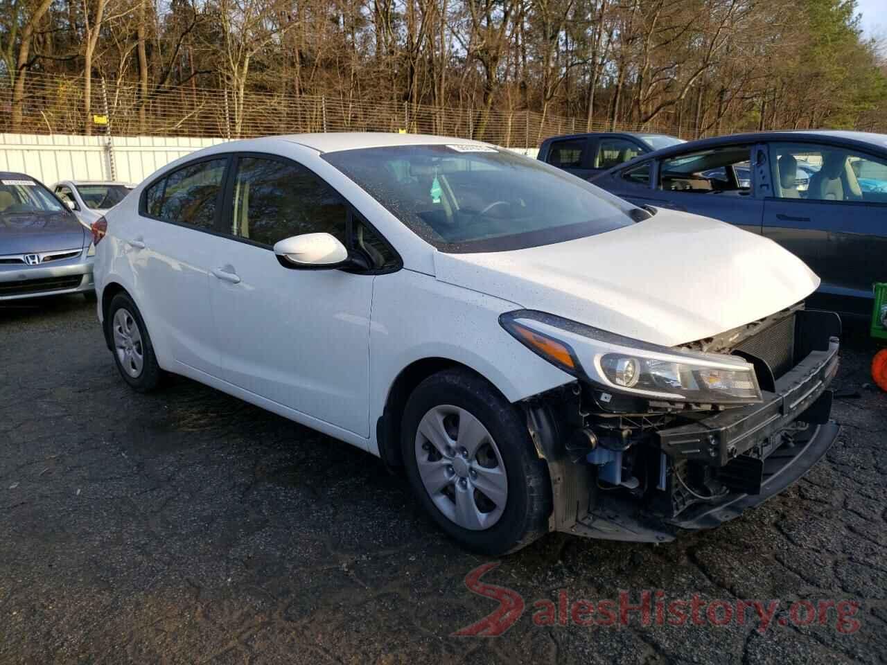 3KPFK4A75JE266422 2018 KIA FORTE