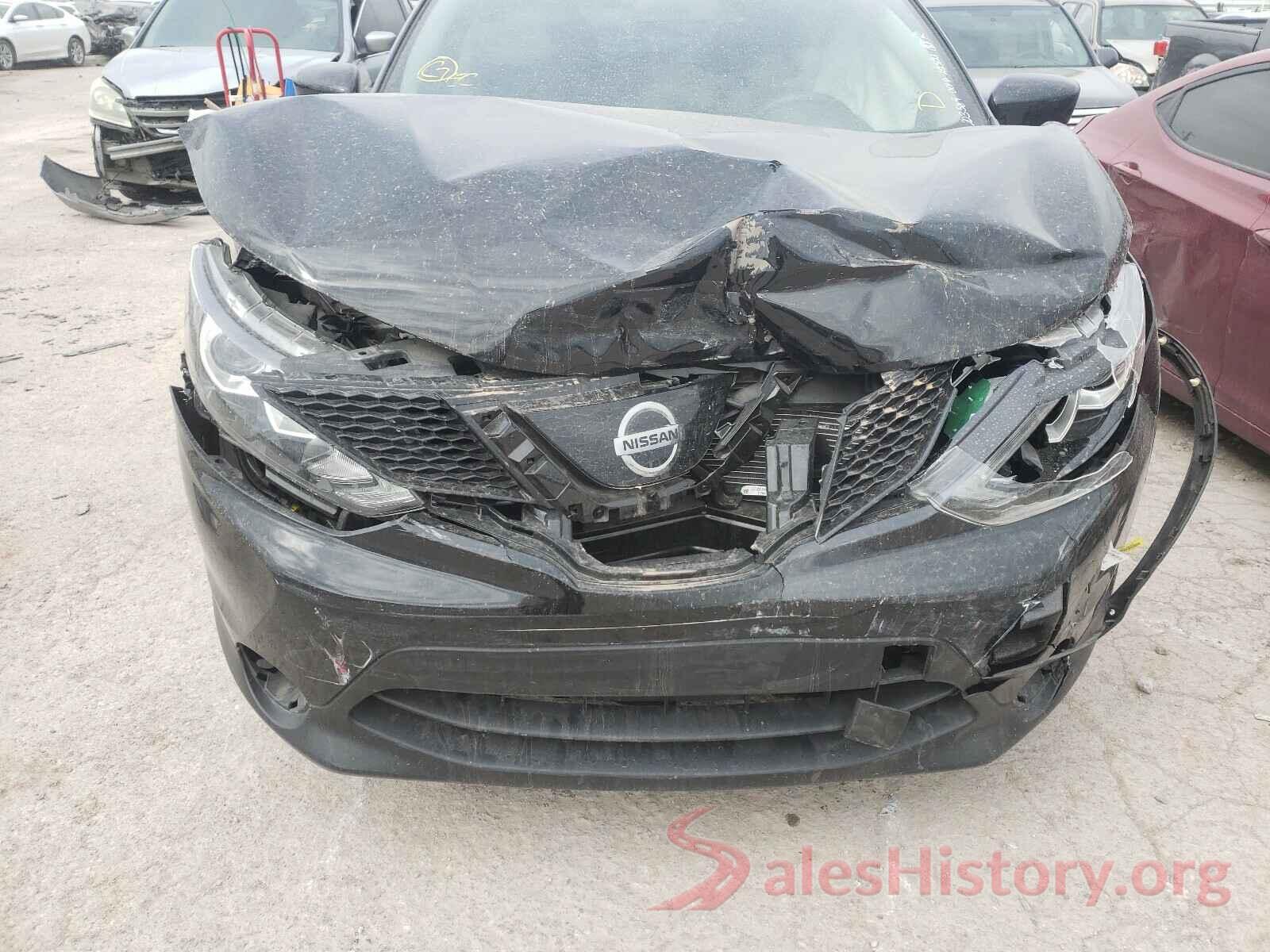 JN1BJ1CP2JW189417 2018 NISSAN ROGUE