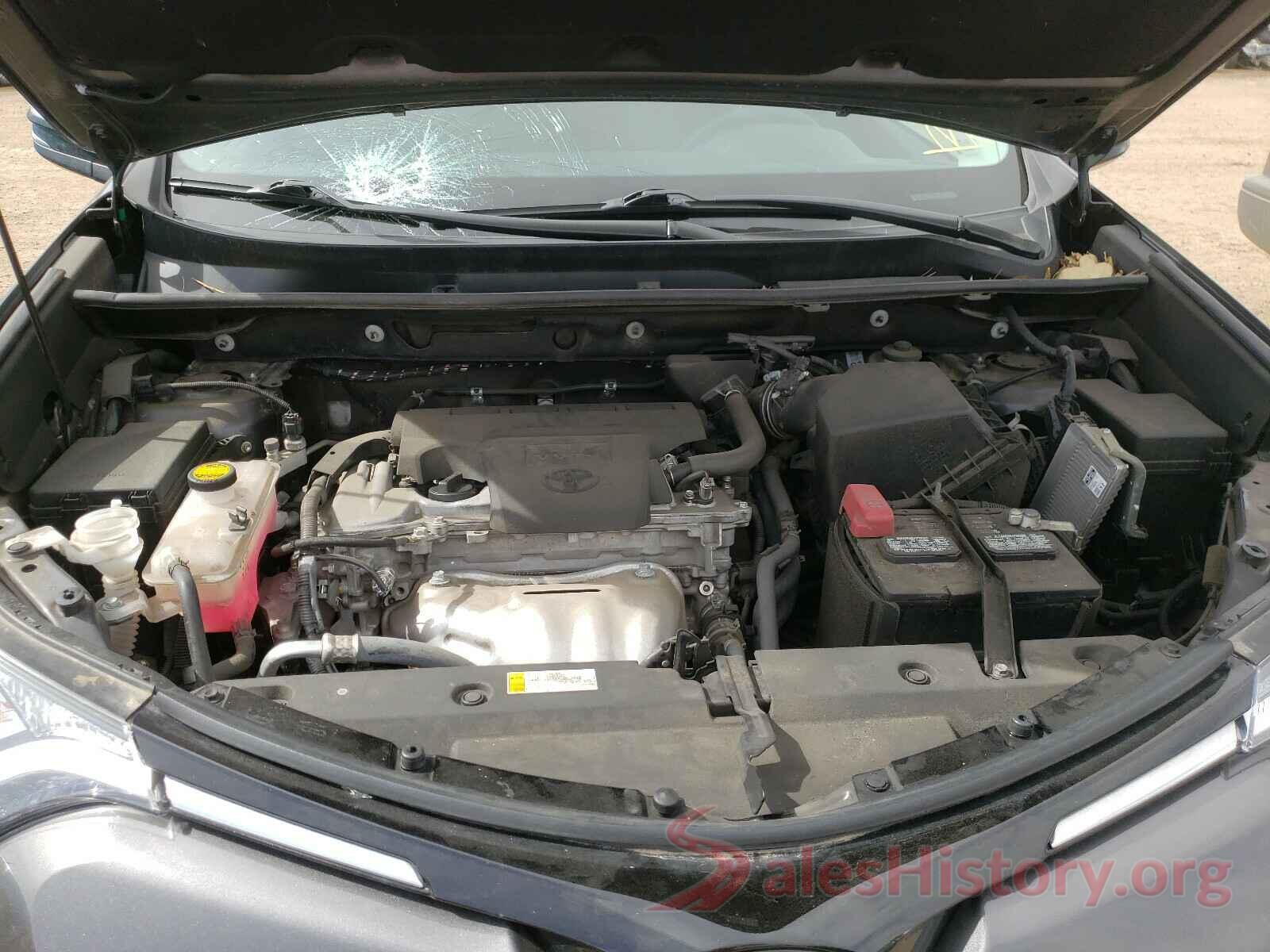 2T3RFREV1JW789044 2018 TOYOTA RAV4