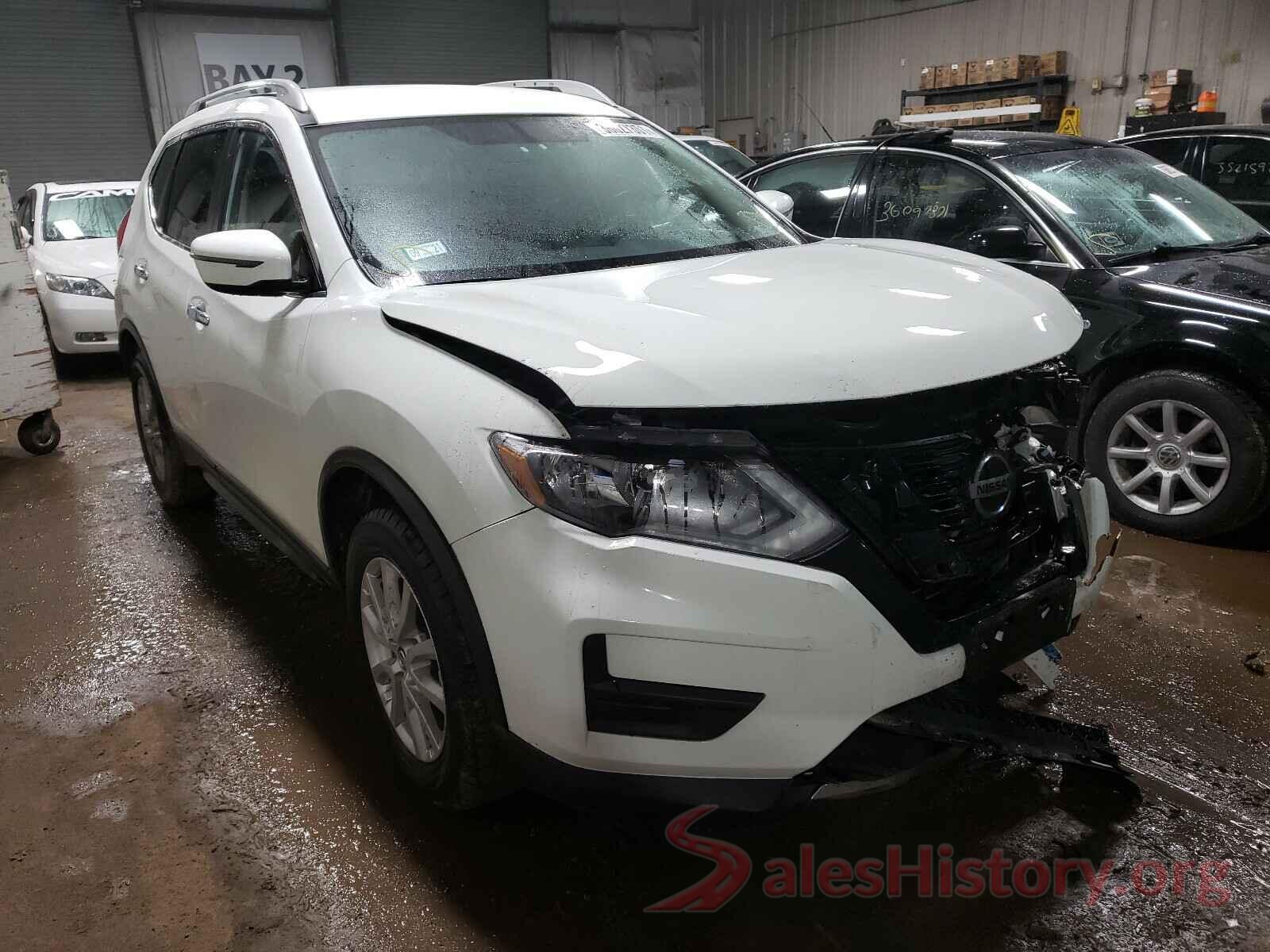 KNMAT2MT9JP589781 2018 NISSAN ROGUE