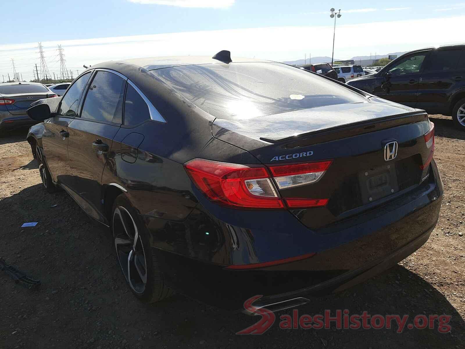 1HGCV1F30JA134526 2018 HONDA ACCORD