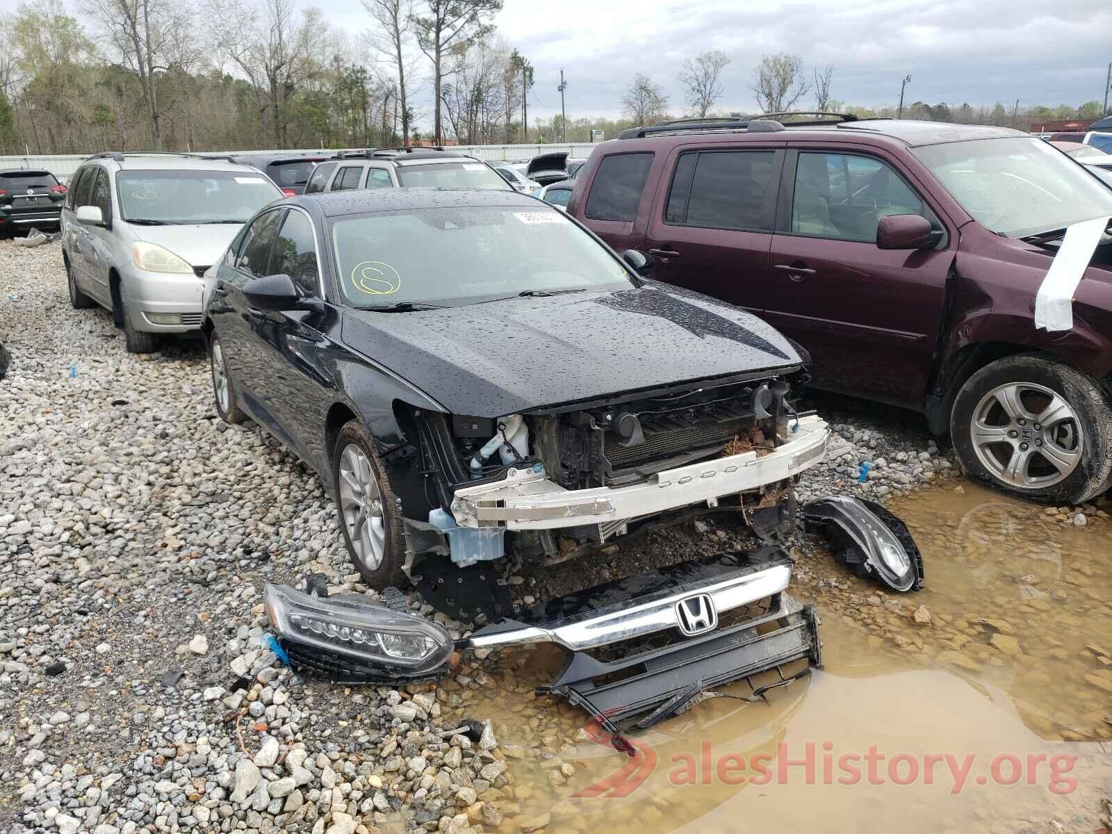 1HGCV1F12JA207202 2018 HONDA ACCORD