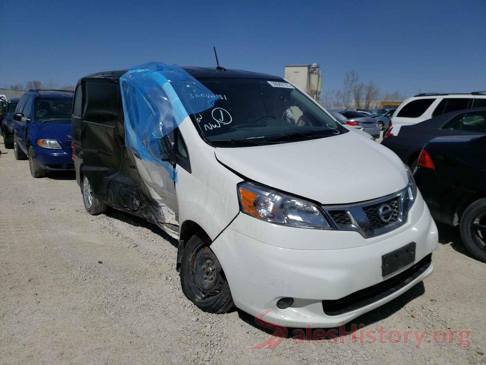 3N6CM0KN2HK717611 2017 NISSAN NV