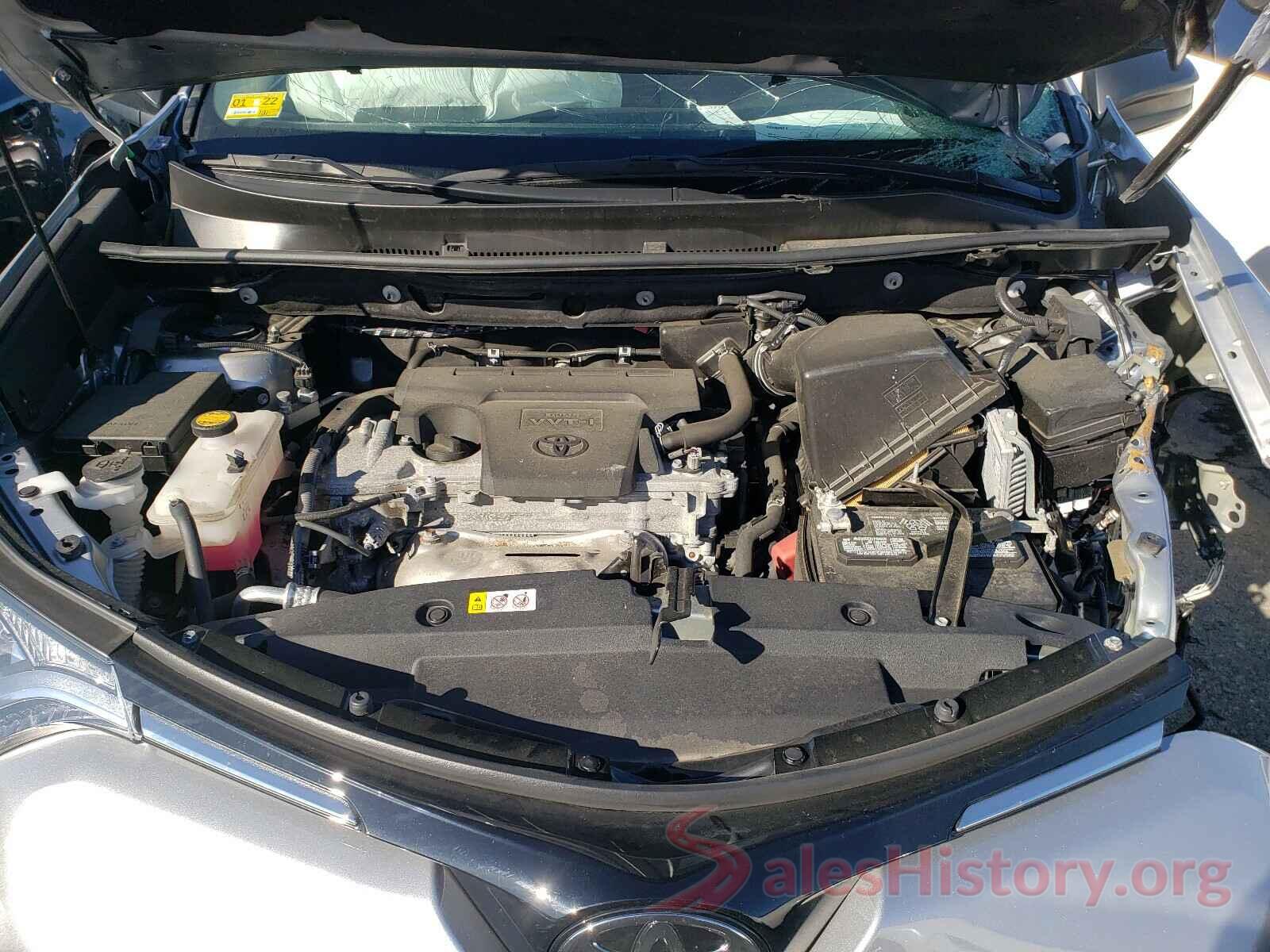 2T3BFREVXJW743858 2018 TOYOTA RAV4