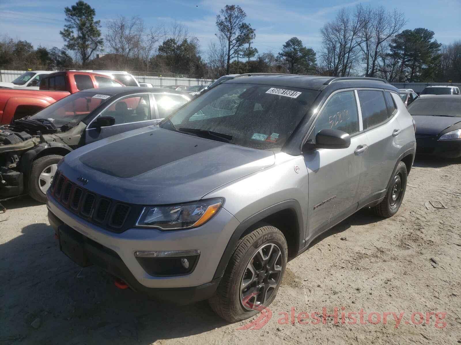 3C4NJDDB3KT721604 2019 JEEP COMPASS