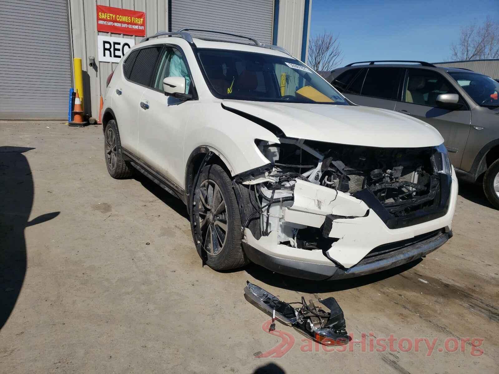 JN8AT2MV0JW321777 2018 NISSAN ROGUE