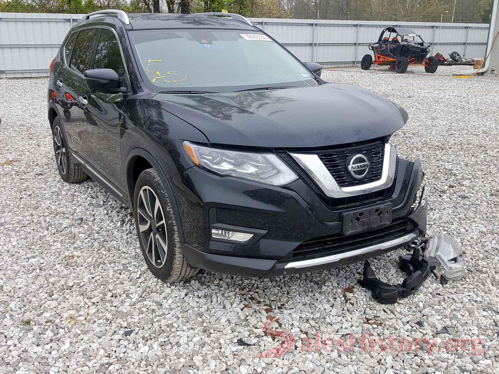 JN8AT2MV6JW325574 2018 NISSAN ROGUE