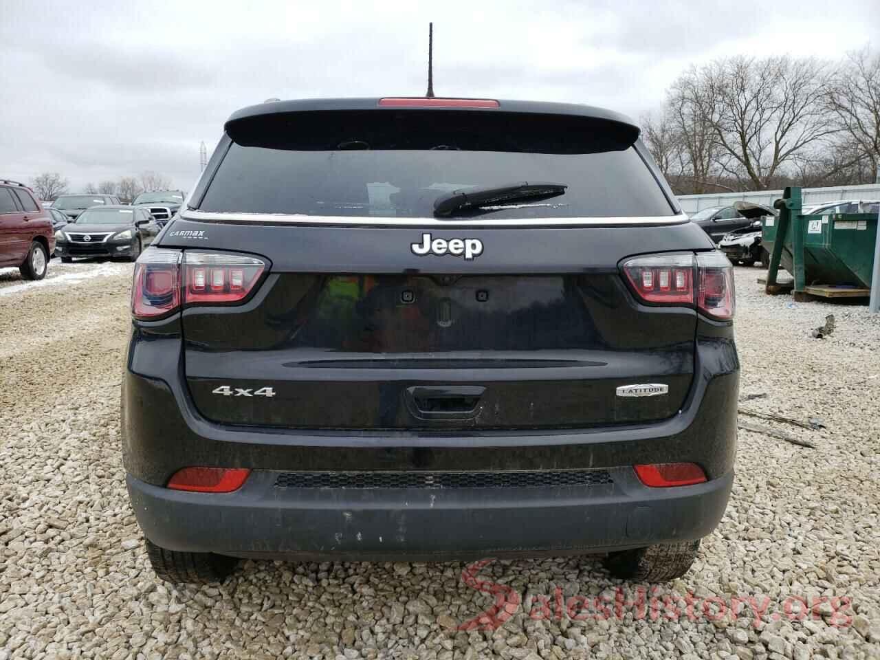 3C4NJDBB8JT135112 2018 JEEP COMPASS