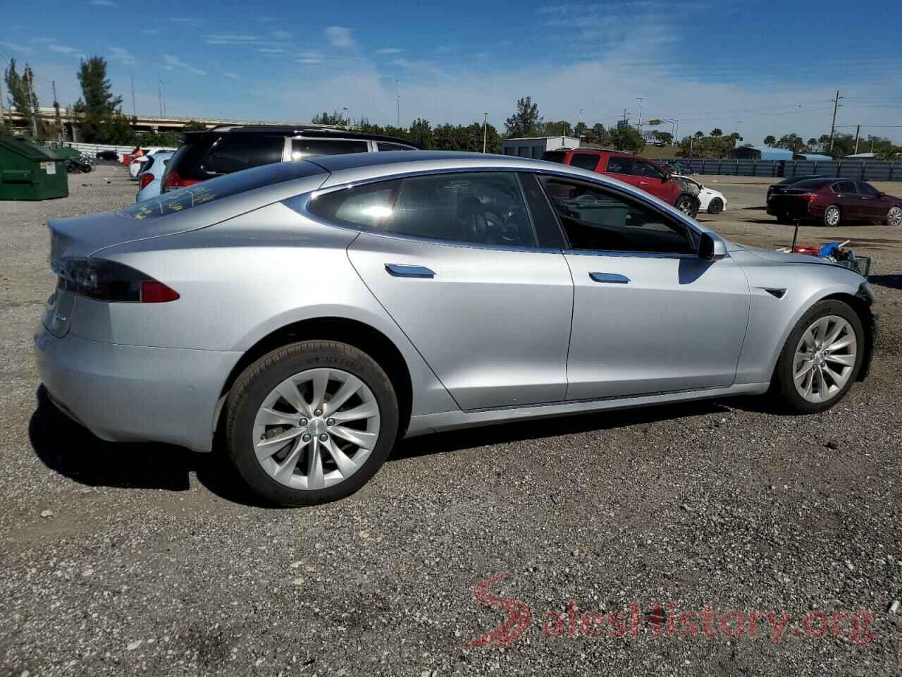 5YJSA1E21JF268306 2018 TESLA MODEL S