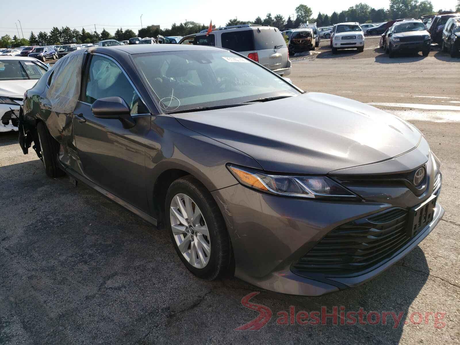 4T1B11HK0KU257782 2019 TOYOTA CAMRY