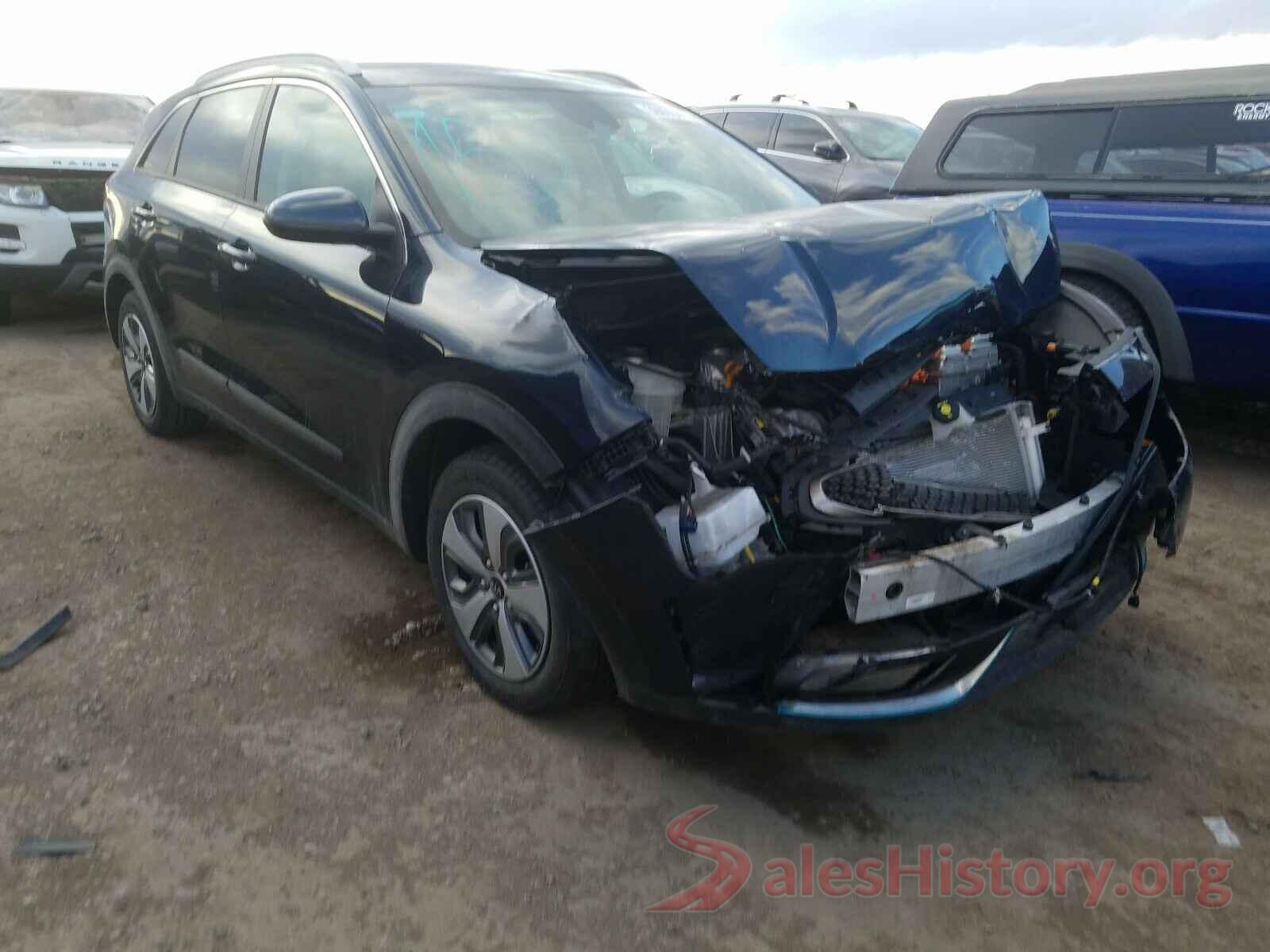 KNDCM3LD8K5354369 2019 KIA NIRO