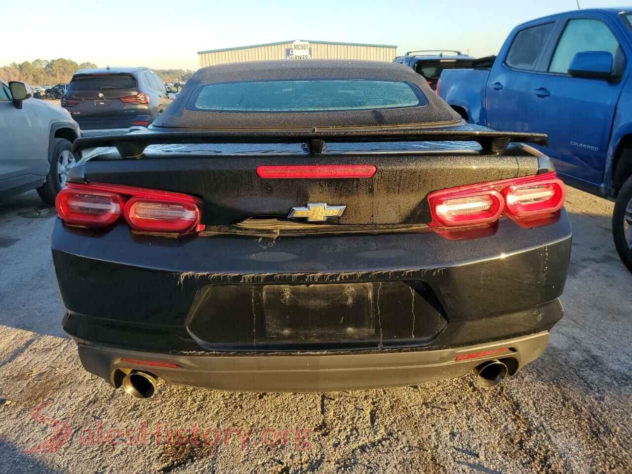 2019 CHEVROLET CAMARO VIN 1G1FB3DS9K0103169, left side view