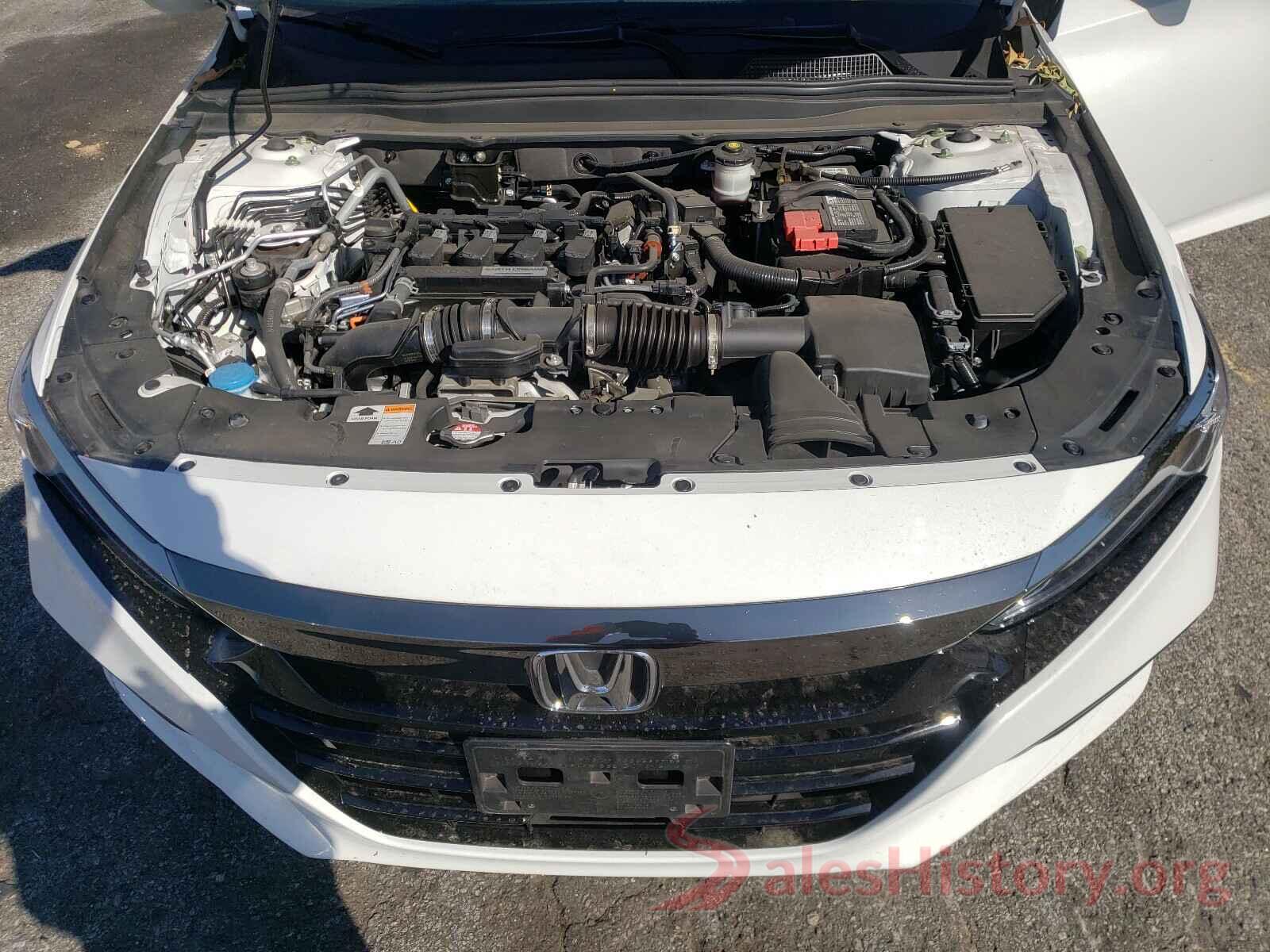 1HGCV1F32KA073133 2019 HONDA ACCORD