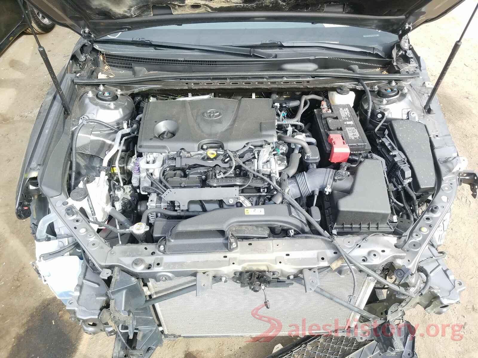 4T1B11HK7JU521823 2018 TOYOTA CAMRY