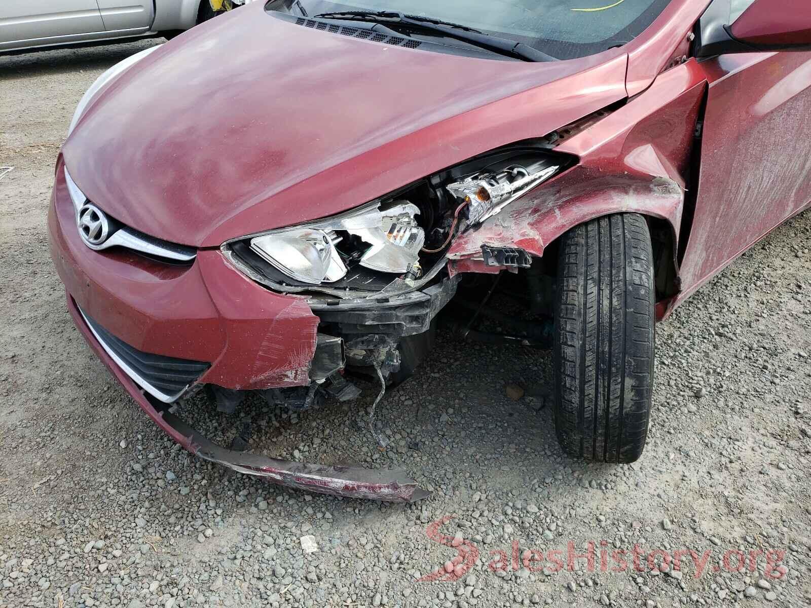 5NPDH4AE8GH716623 2016 HYUNDAI ELANTRA