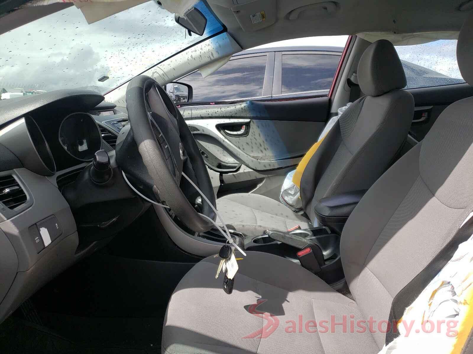 5NPDH4AE8GH716623 2016 HYUNDAI ELANTRA