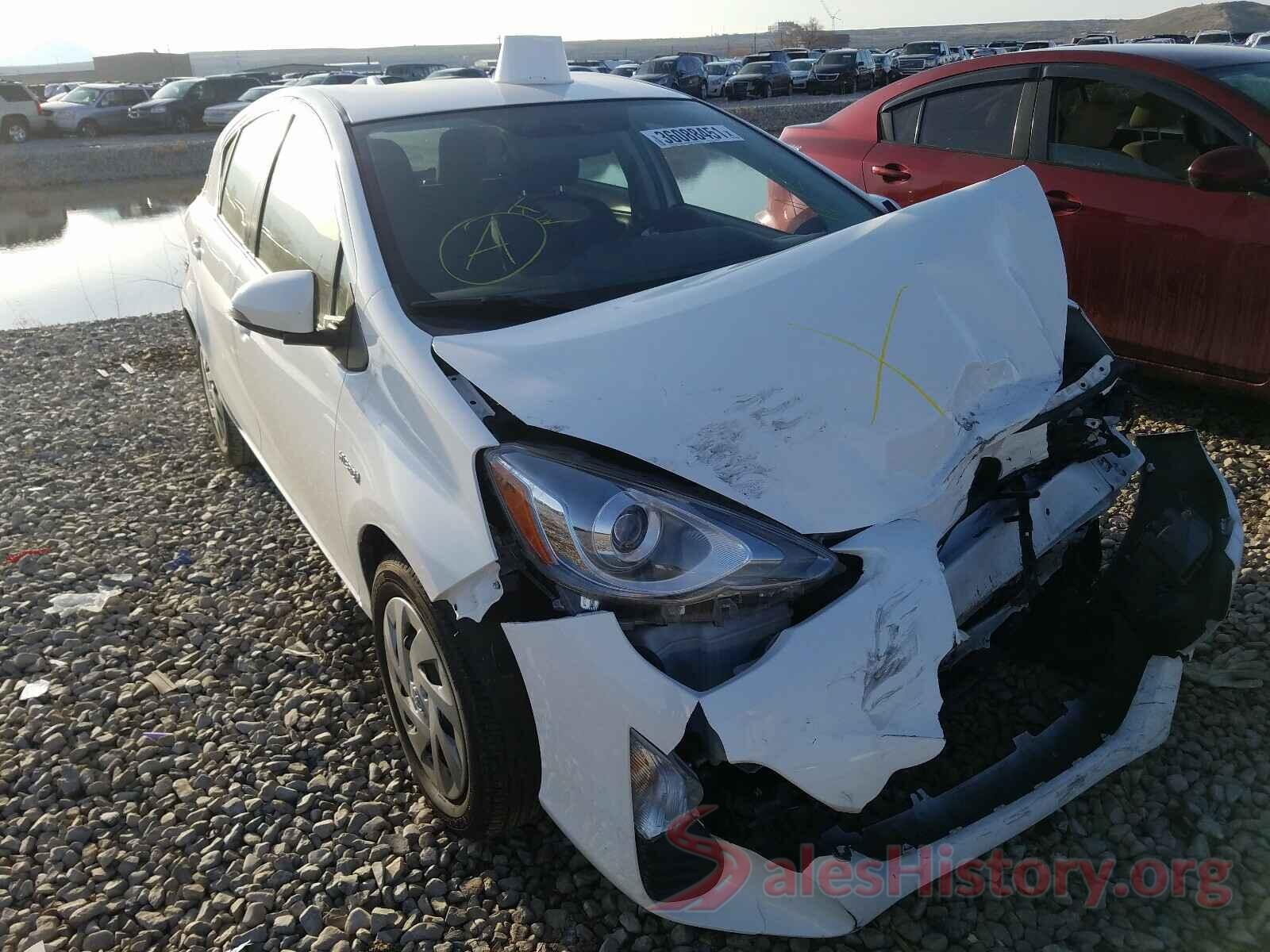 JTDKDTB35G1129619 2016 TOYOTA PRIUS