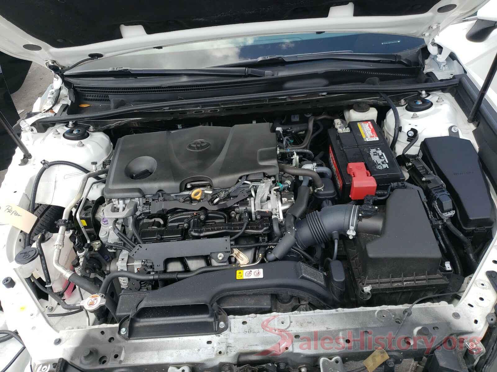 4T1B11HK8JU571131 2018 TOYOTA CAMRY