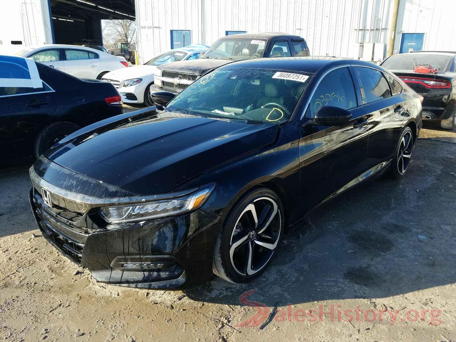 1HGCV1F3XKA126046 2019 HONDA ACCORD