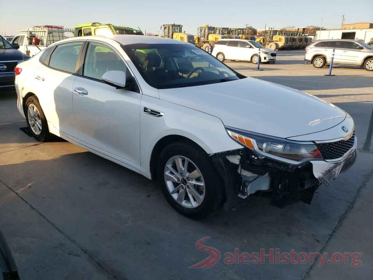 KNAGT4L32J5218106 2018 KIA OPTIMA