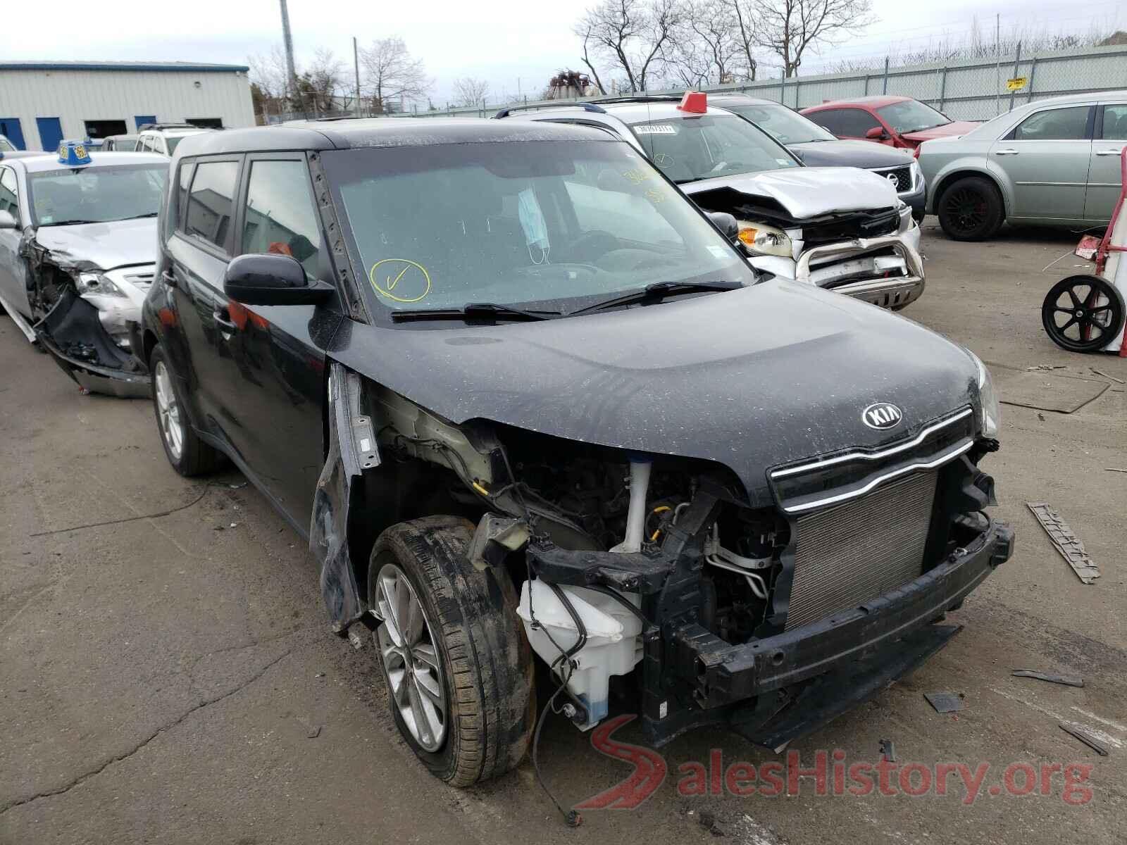 KNDJP3A5XJ7555929 2018 KIA SOUL