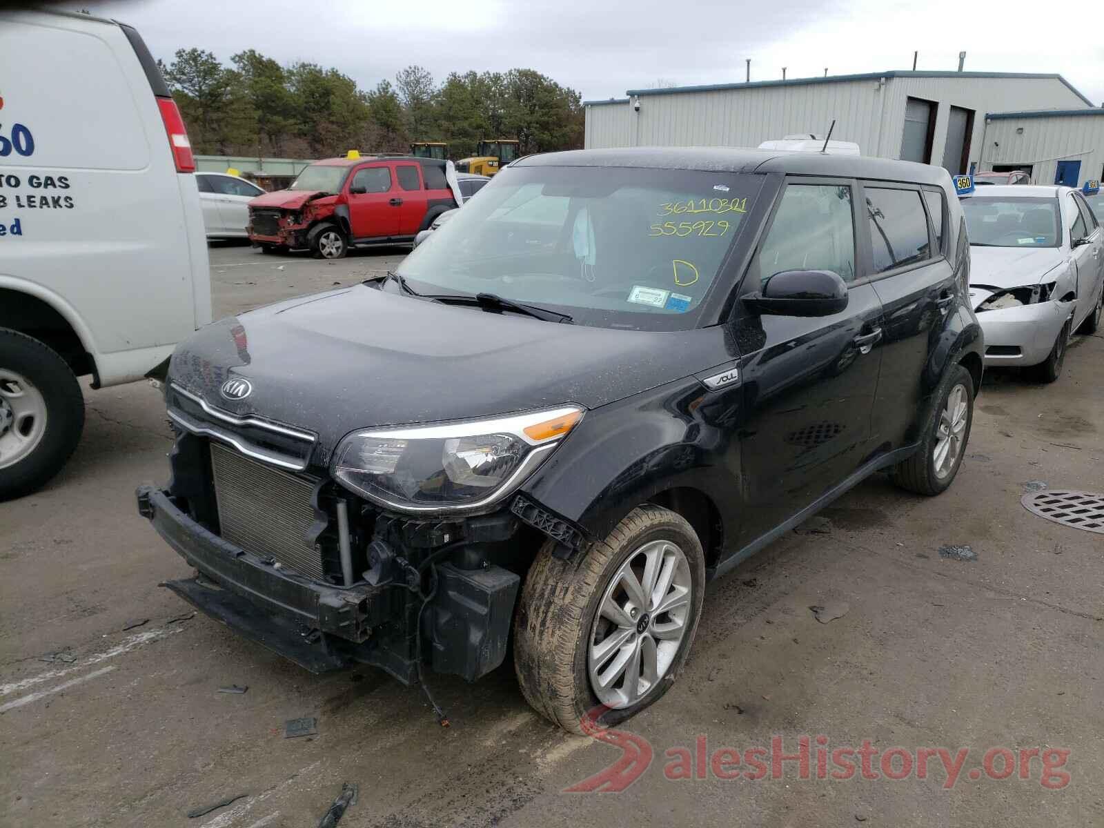 KNDJP3A5XJ7555929 2018 KIA SOUL